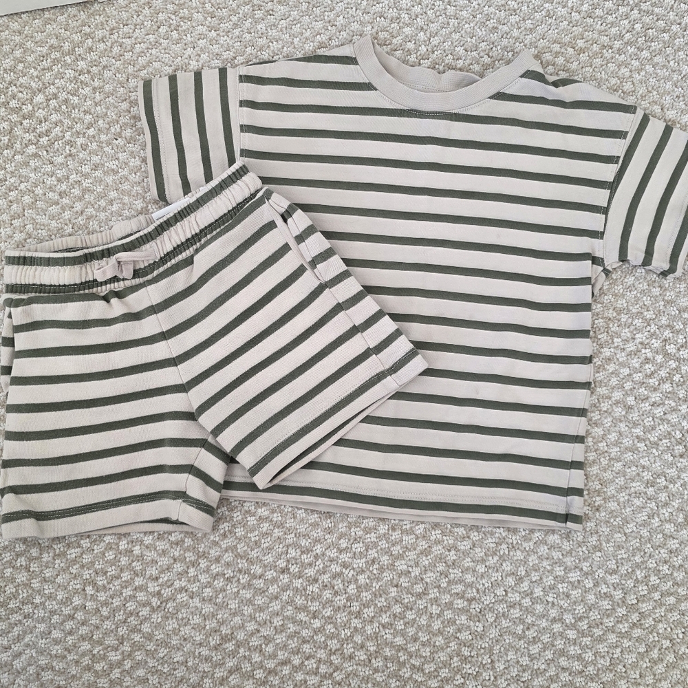 Tan And Green Striped Set